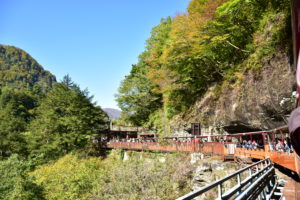 黒部峡谷鉄道